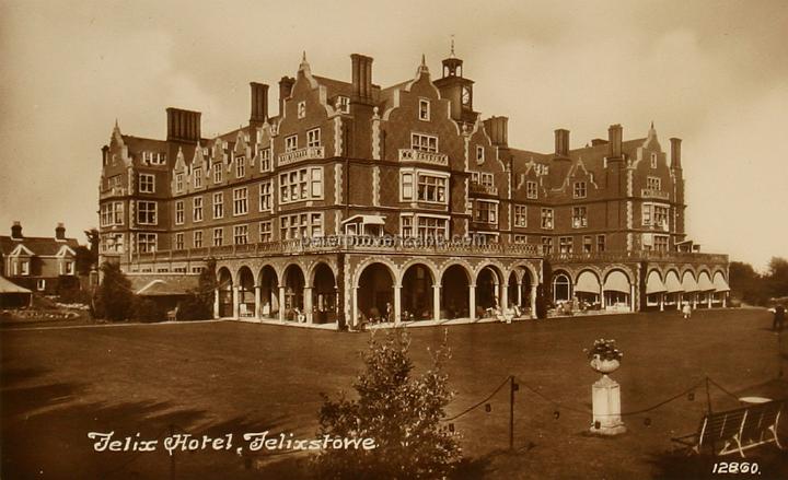 Peter Provenzano Photo Album Image_copy_122.jpg - Felix Hotel, Felixstowe England.